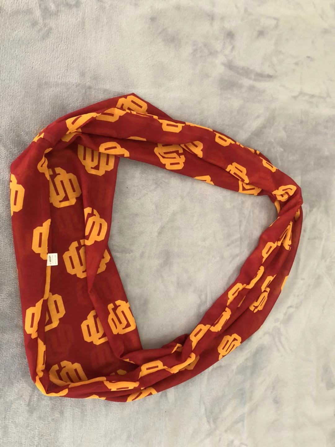 Infinity scarf